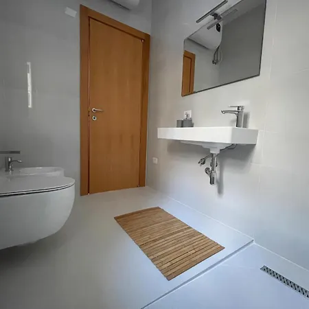 Aphrodite Direct Access To Beach Sarandë