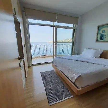 ヴィラ Aphrodite Direct Access To Beach Sarandë