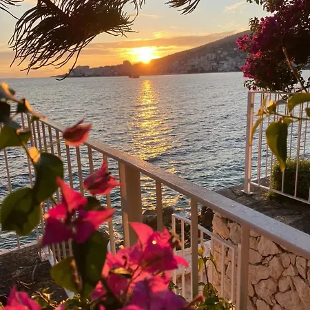Aphrodite Direct Access To Beach Sarandë