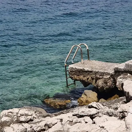 Aphrodite Direct Access To Beach * Sarandë