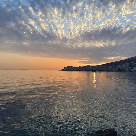 Aphrodite Direct Access To Beach Sarande